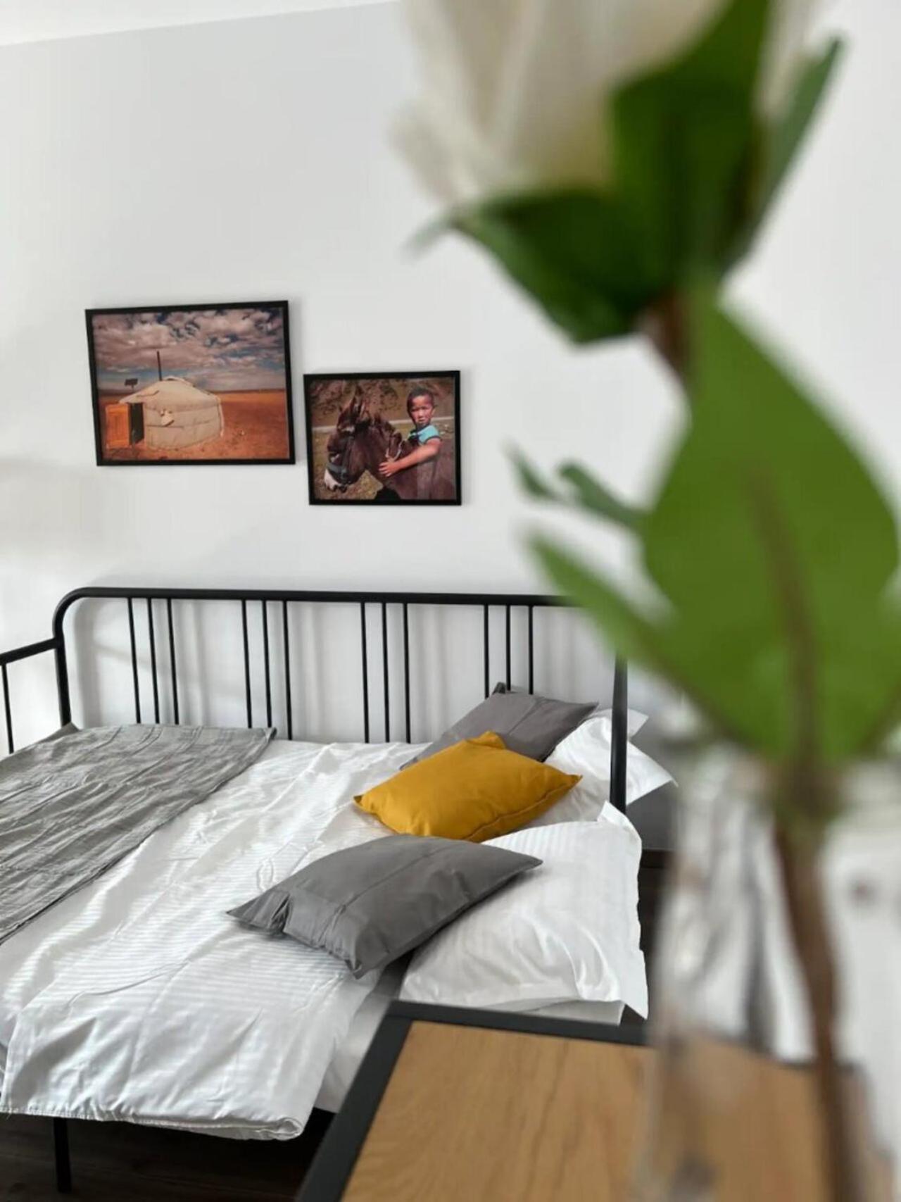 High-Rise Luxury Apartment With Free Parking Bucharest Luaran gambar
