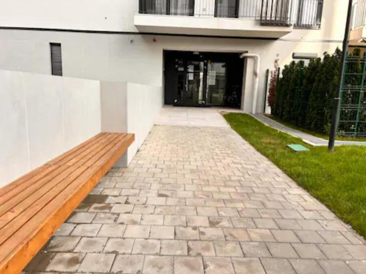 High-Rise Luxury Apartment With Free Parking Bucharest Luaran gambar